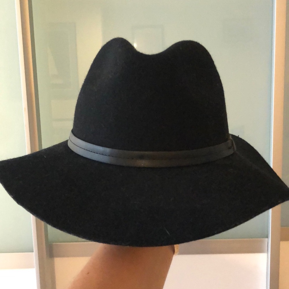 Urban Outfitters Black hat